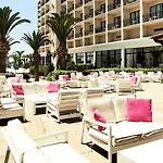 Sandy & Larnaca