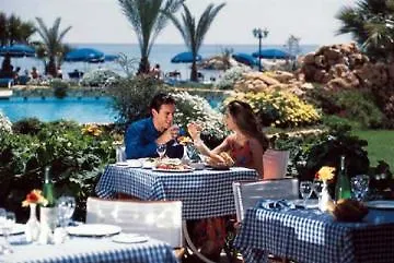 Otel Sandy & - Ex Sentido Larnaca