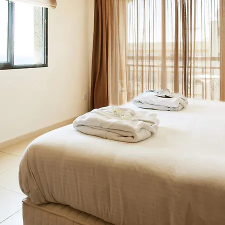 Sandy & - Ex Sentido Otel
