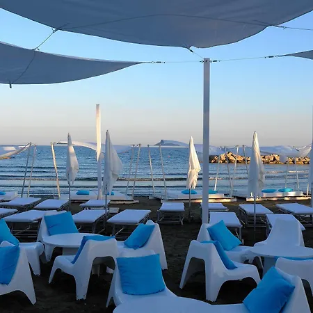 Otel Sandy & - Ex Sentido