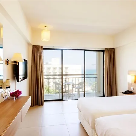 Sandy & - Ex Sentido فندق لارنكا