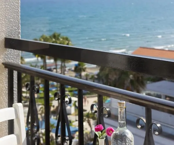 Sandy & - Ex Sentido Hotell Larnaca