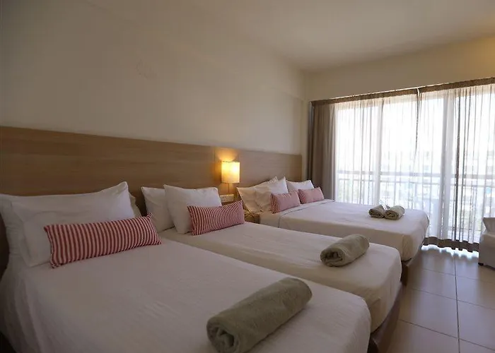 Hotell Sandy & - Ex Sentido Larnaca