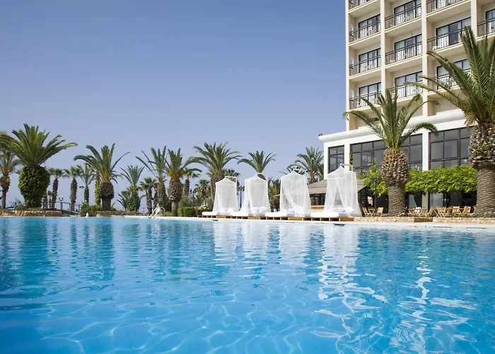 Sandy & - Ex Sentido 4* Larnaca