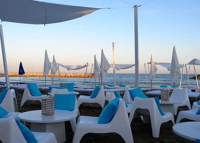 Sandy & - Ex Sentido Hotel Larnaca