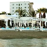 Hotel Sandy & Larnaca
